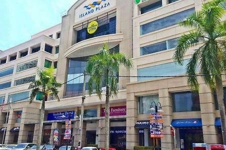118 Island Plaza Suite City8 By Joal Tanjung Tokong Exterior photo