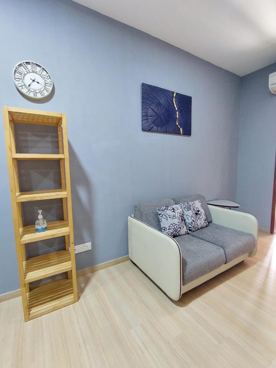 118 Island Plaza Suite City8 By Joal Tanjung Tokong Exterior photo